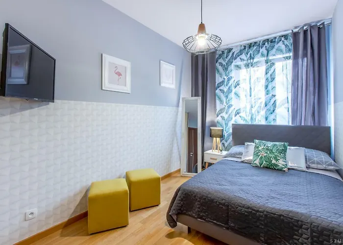 Clicktheflat Sienna Center * Warschau