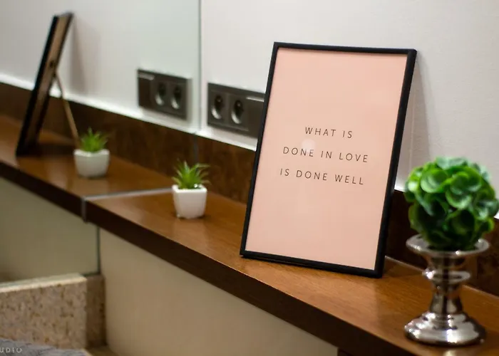 Clicktheflat Sienna Center