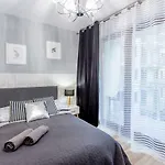 Clicktheflat Sienna Center * Varsavia